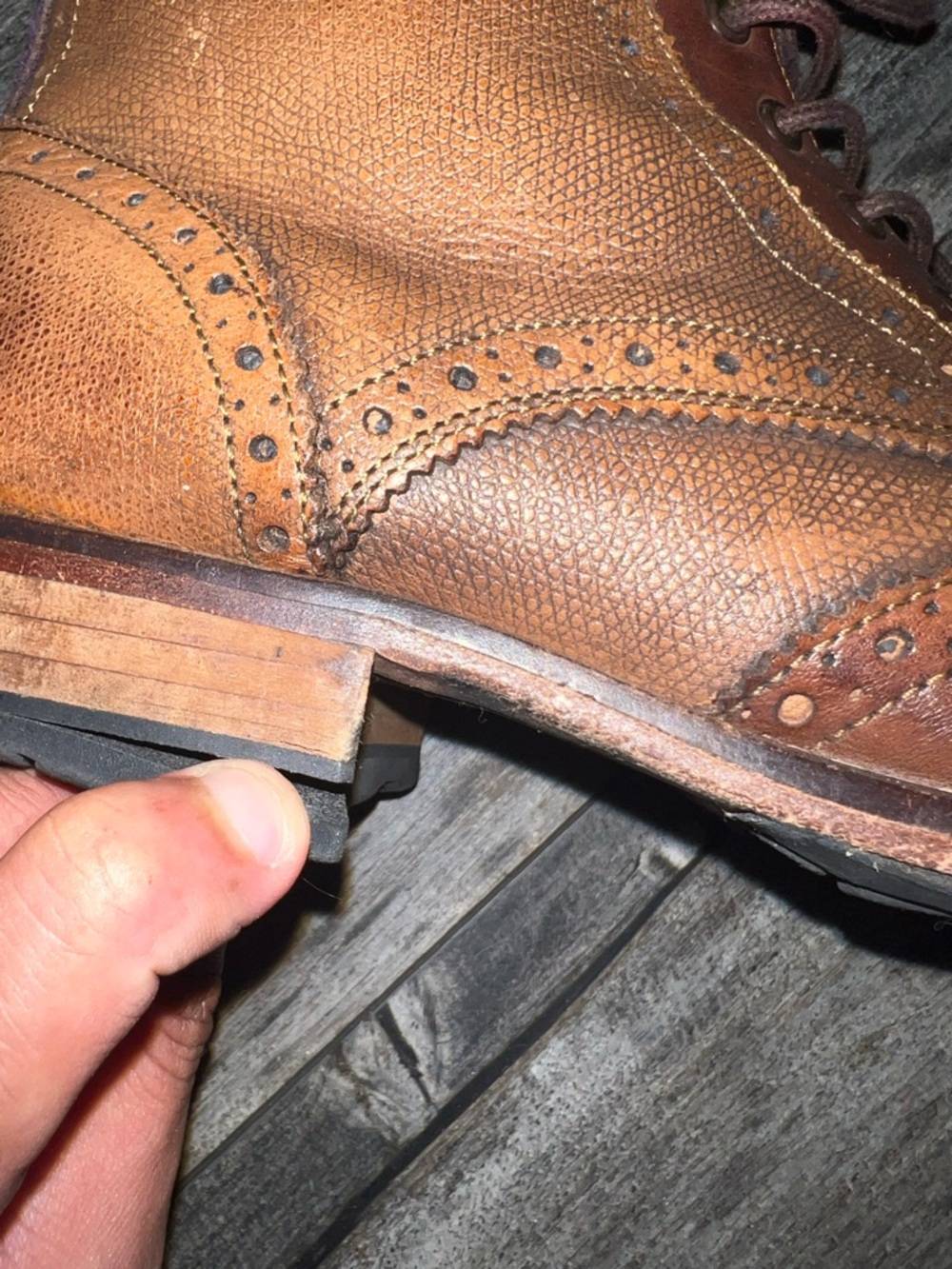 Men's Ted Baker Sealls 3 Wingtip Boots - Picture 8 of 9